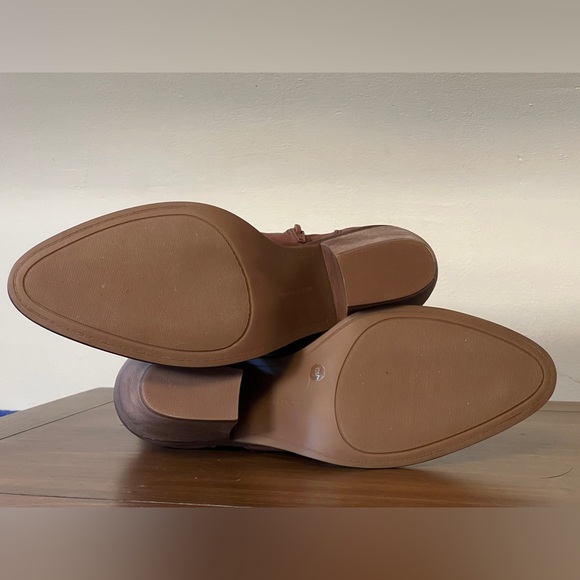 Lucky Loxona Western Ankle Boot - Picture 11 of 11